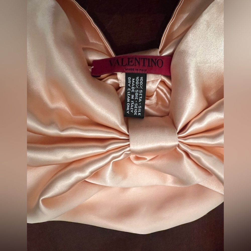 VALENTINO GARAVANI 100% Silk Turban Light Peach/Blush Color Made in Italy - Picture 4 of 10